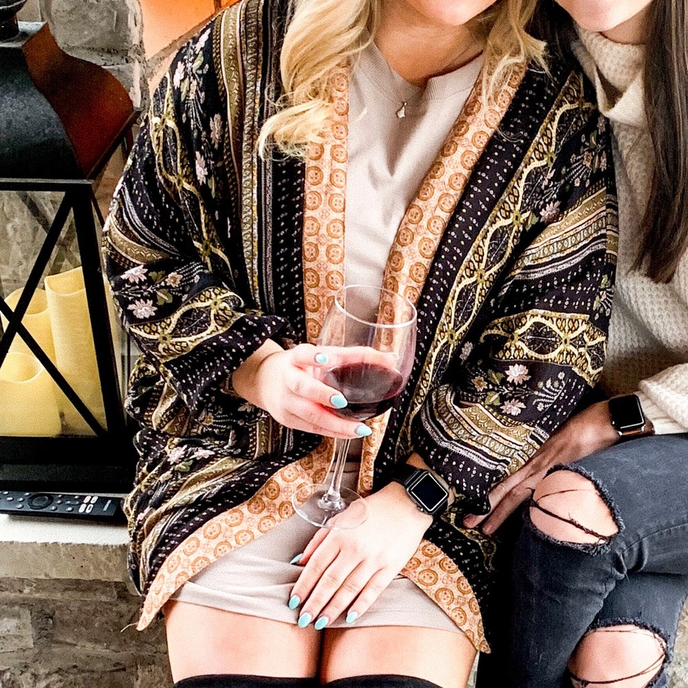 Altar’d State Kimono